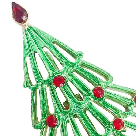 Vintage Christmas Tree Brooch Gold Tone Enamel Red Rhinestones Mid Century Retro - Picture 4 of 9